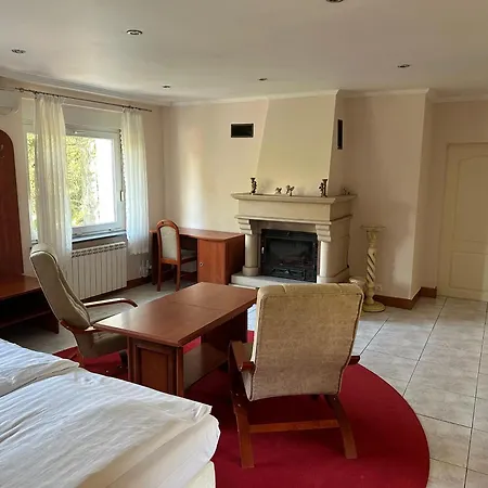 Nad Jeziorem Villa *