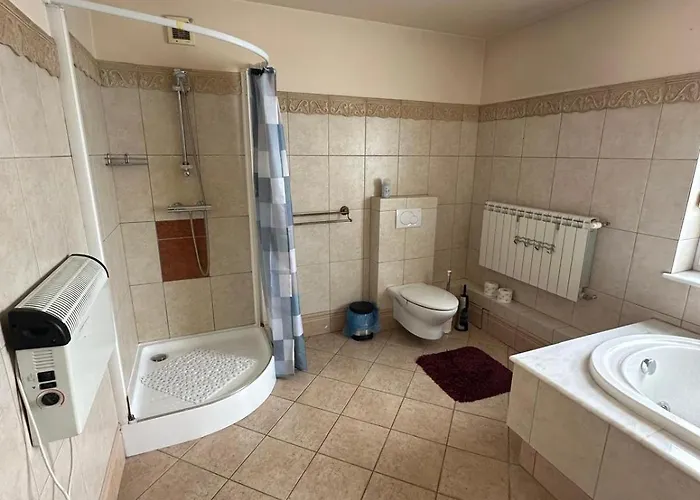 Nad Jeziorem Вилла